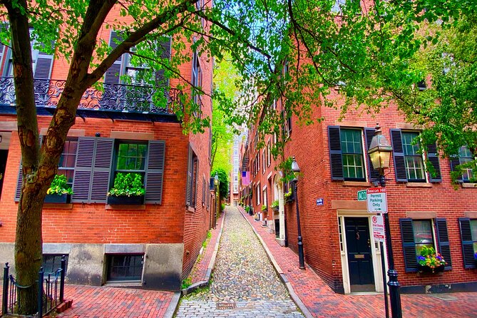 Beacon Hill History Scenic Photo Walking Tour (Small Group) - Tour Highlights