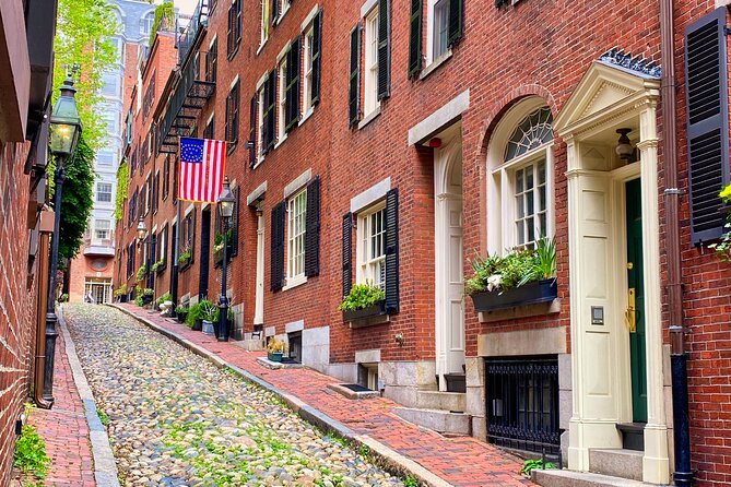 Beacon Hill History Scenic Photo Walking Tour (Small Group) - Scenic Beauty and Photography Tips