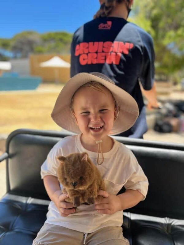 Beacons and Bays: The Lighthouse Rickshaw Tour & Audio Guide - The Guide and Audio Experience