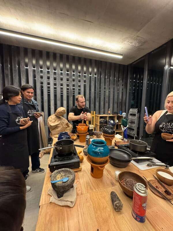 Bean to Beverage: Roast and grind cacao into chocolate - The Value of the Experience