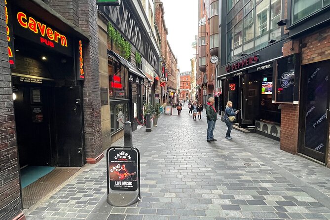 Beatles Guided Walking Tour in Liverpool - Meeting and Pickup Information