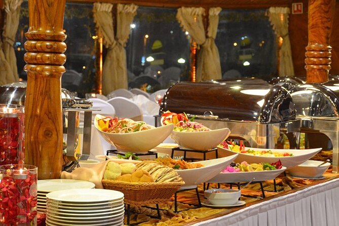 Beautiful Evening in Dubai Marina Cruise With Romantic Dinner With Live Shows - Reviews and Ratings