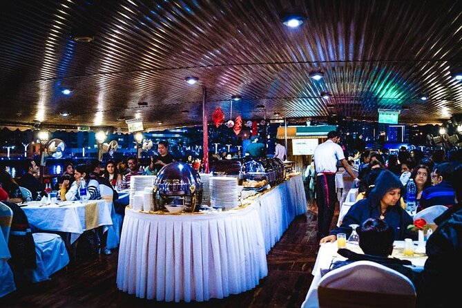 Beautiful Evening in Dubai Marina Cruise With Romantic Dinner With Live Shows - The Sum Up