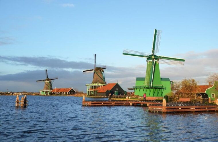 Beautiful Keukenhof, Zaanse Schans, Volendam and Marken Tour - Who This Tour Is Best For