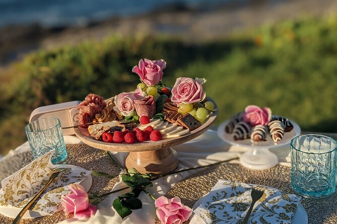 Beautiful Luxury Picnic Overlooking the La Jolla Coastline - Location and Transportation Details