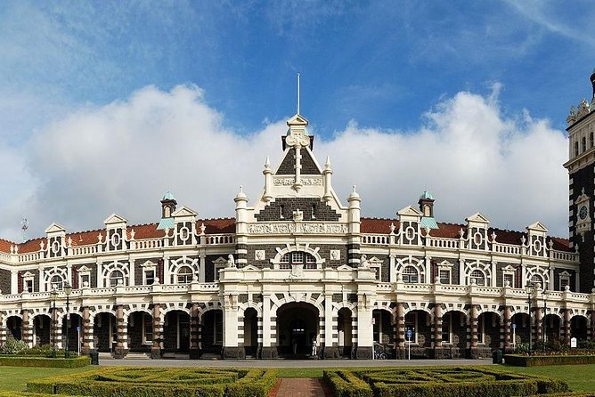 Beautiful Scottish City, Dunedin Private Tour 3D2N - Must-See Attractions