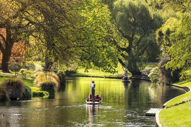 Beautiful South Island Highlight Tour 4D3N - Day 1: Arrival and City Exploration
