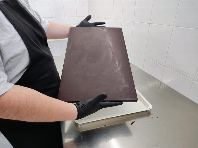 Become a Chocolatier for a Day! - Discovering Raw Materials