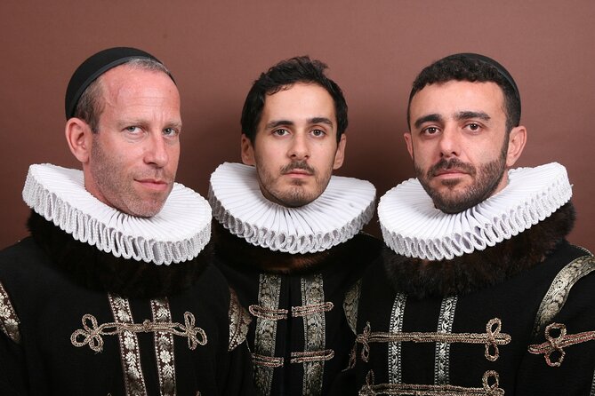 Become a Dutch Art Piece Photo Shoot in Amsterdam - Single Portrait - Dress up as a Dutch Art Piece