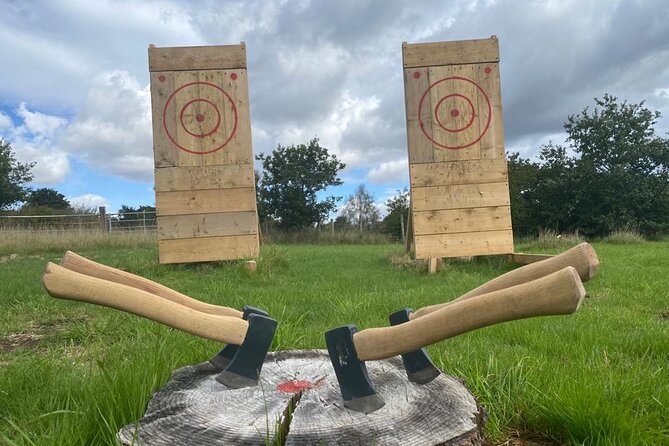 Bedfordshire Axe-Throwing Small-Group Session With Instructor  - Northampton - Overview and Experience