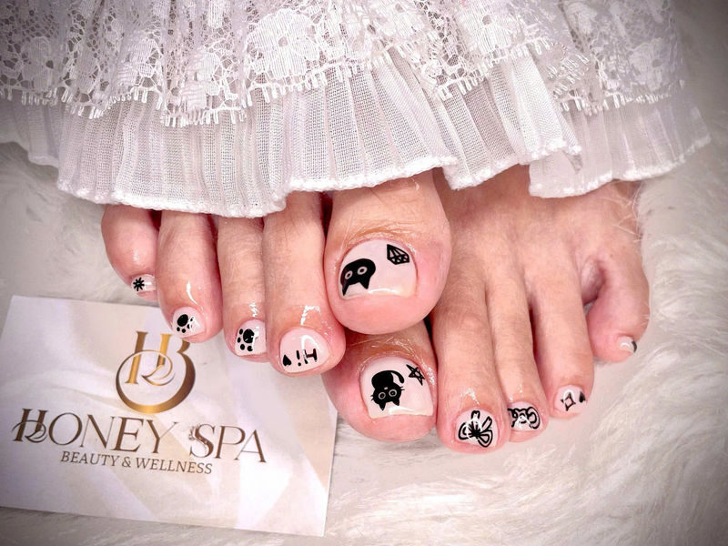 Bee Honey Spa: Premium Nail & Spa Experience in Da Nang - Who should book Bee Honey Spa?