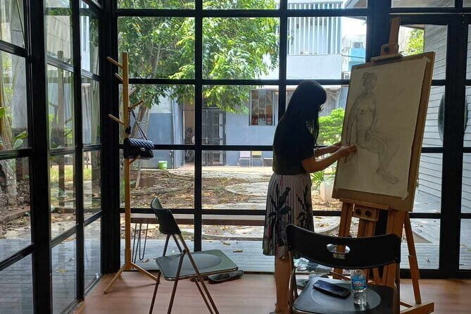 Beginner Painting & Drawing Class in Hanoi  Art Tutor Hanoi - The Atmosphere