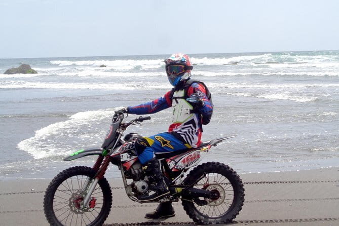 BEGINNER RIDE - Learn to ride and enjoy the sandy beach - Who Should Book This Experience?