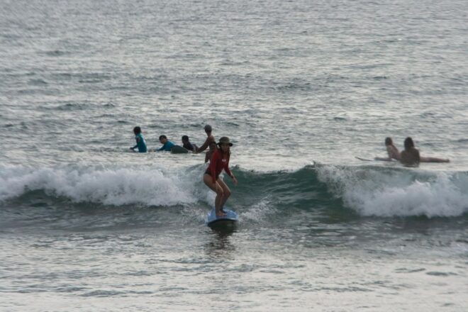 Beginner Surf Lessons in Canggu - Highlights & Amenities