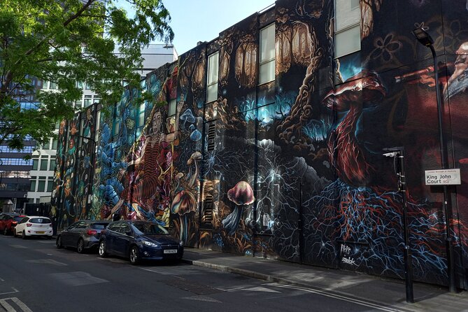 Beginners Photography Experience - Graffiti Art - Capturing the Vibrant Colors and Details