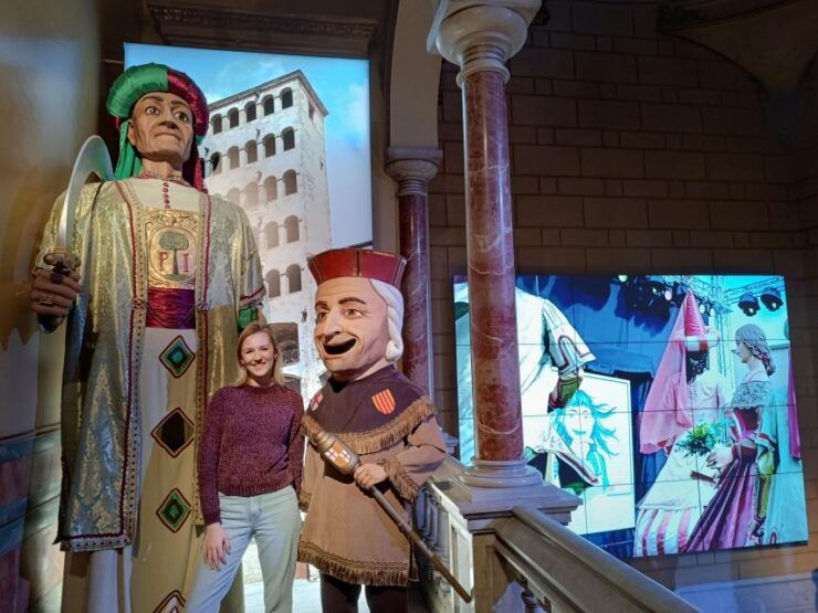 Behind the Scenes: Barcelona Wax Museum VIP Tour - Experience Highlights