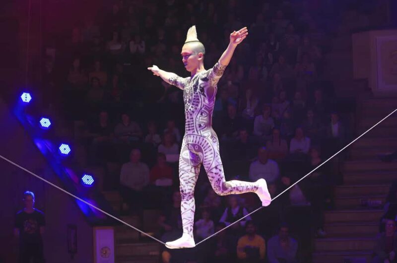 Beijing Acrobatcis Show + Hot Pot Or Local Cuisine Dinner - FAQ