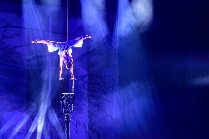 Beijing Acrobatic Show at Regal Palace Theatre (Qin Le Gong - Is It Worth the Price?