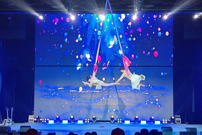 Beijing Acrobatic Show at Regal Palace Theatre (Qin Le Gong - Practical Details and Tips