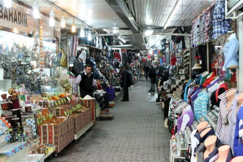 Beijing: Acrobatic Show, Pearl Market, & Peking Duck Dinner - Good To Know