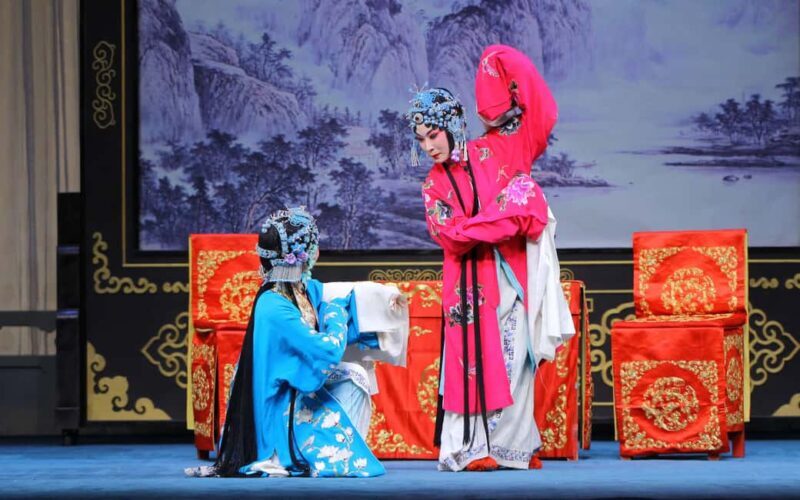 Beijing Acrobatics Show And Peking Opera Tour With Transfer - Good To Know
