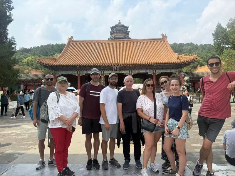 Beijing Custom Full-Day Tour: Private Guide and Optional Vehicle - Make four hours count in Beijing
