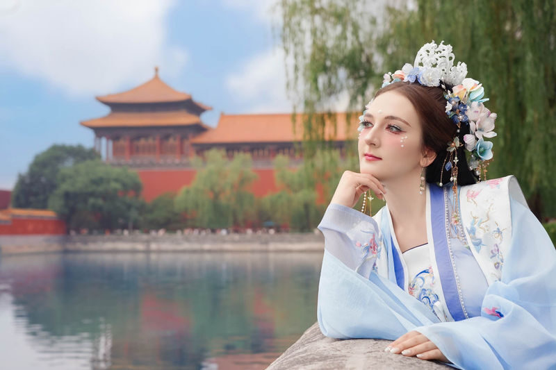 Beijing Hanfu / Song Dynasty style / Warring States robe / Qing Dynasty Han woman costume rental and photography experience (Chinese and English in-store staff service provided, barrier-free communication) - Is the price worth it?