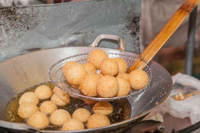 Beijing: Hutong Culinary Walking Tour With 15+ Tastings - Inclusions