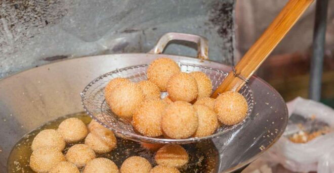 Beijing: Hutong Culinary Walking Tour With 15+ Tastings - Meeting Point