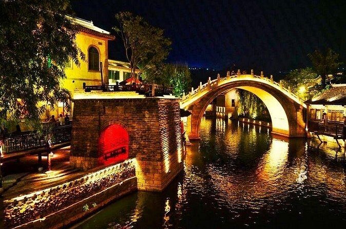Beijing Hutong Night Tour with Yunnan Style Dinner and Boat Ride - FAQ