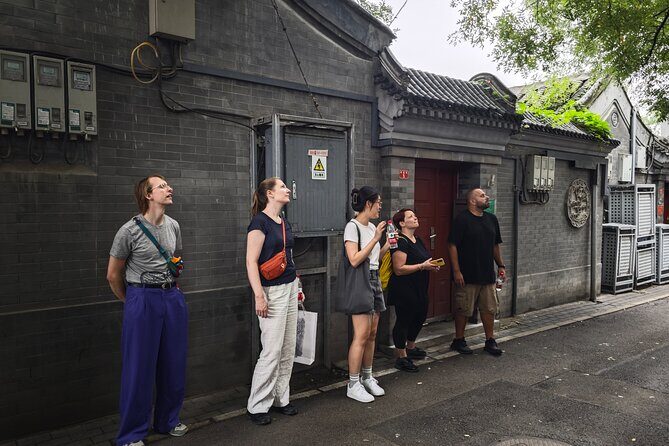 Beijing Hutong Walking Tour History, Architecture and Local Life - Sixth Stop: White Stupa Temple
