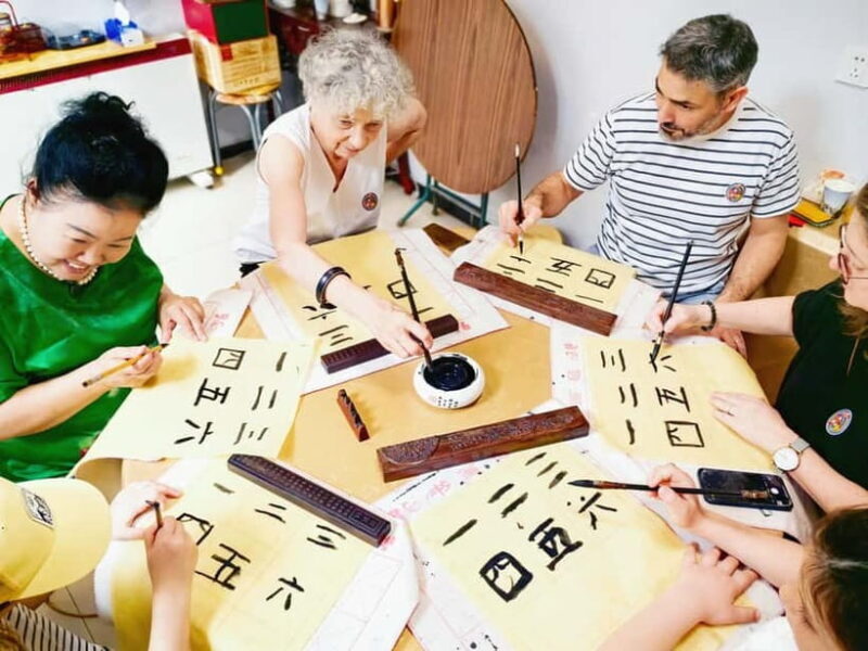 Beijing: Hutong & Wet Market Walking Tour - Exploring Beijing’s Heart: Hutong & Wet Market Walking Tour