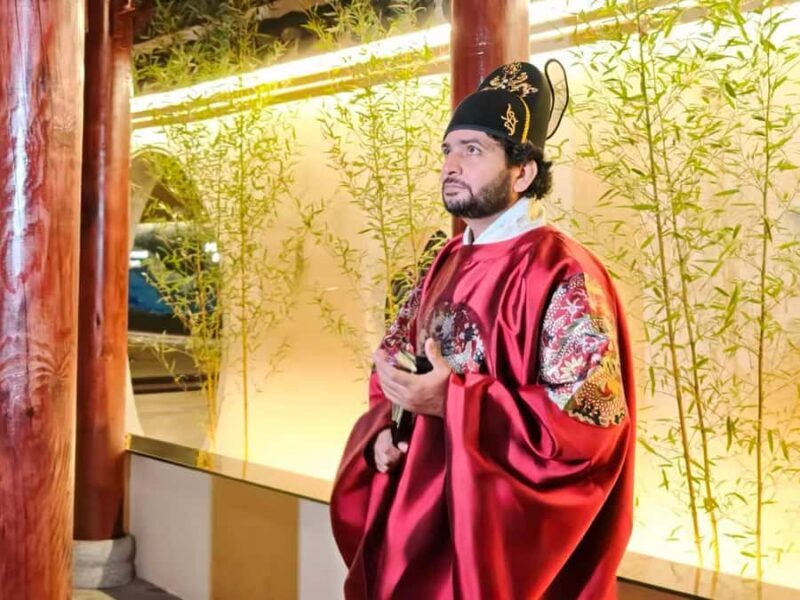 Beijing: Imperial Themed Banquet with Opera and Costume - The Full Experience: What to Expect