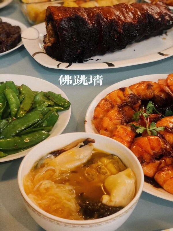 Beijing Market Tour with 10-course Family Feast - Authenticity and Cultural Value