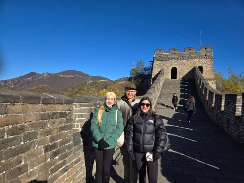 Beijing: Mutianyu Great Wall Tour with Lunch & Transfer - The Experience: What You Can Expect  