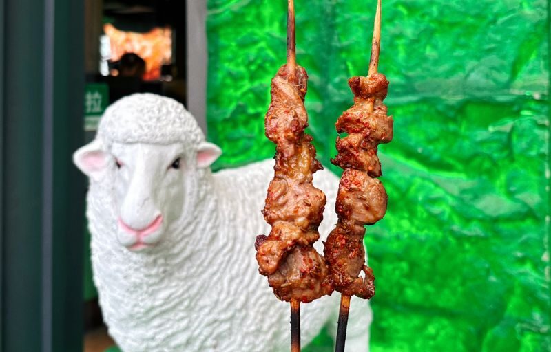 Beijing Niujie Private Food Tour for Food Lovers - Eatwith - Tasting Niujie’s halal specialties