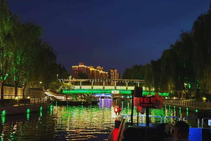 Beijing: Panjiayuan Market&Liangma River Cruise Night Tour - Final Thoughts