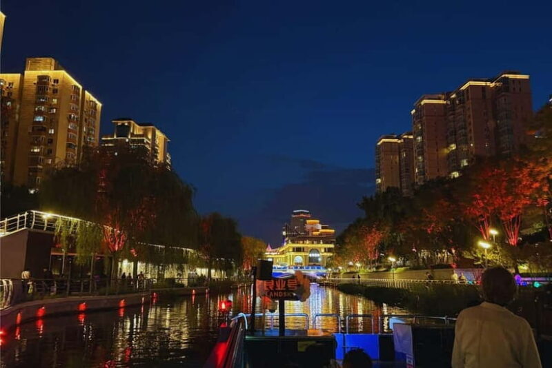 Beijing: Panjiayuan Market&Liangma River Cruise Night Tour - FAQ