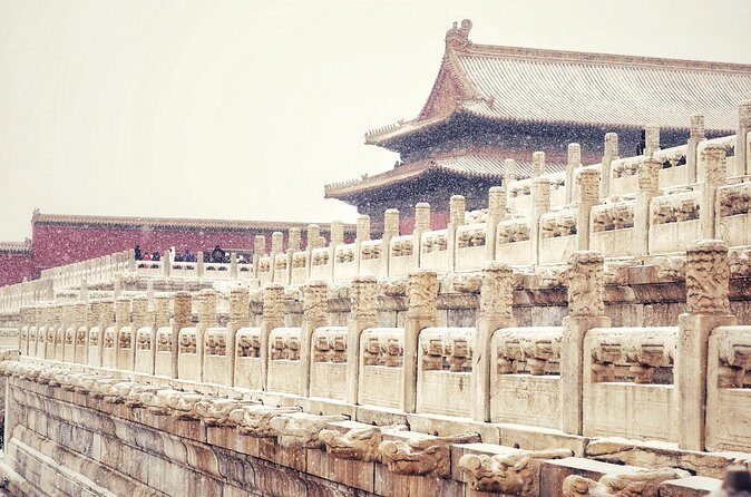 Beijing Private Layover Tour of Forbidden City with Lunch and Airport Pickup - Who Is This Tour Best Suited For?