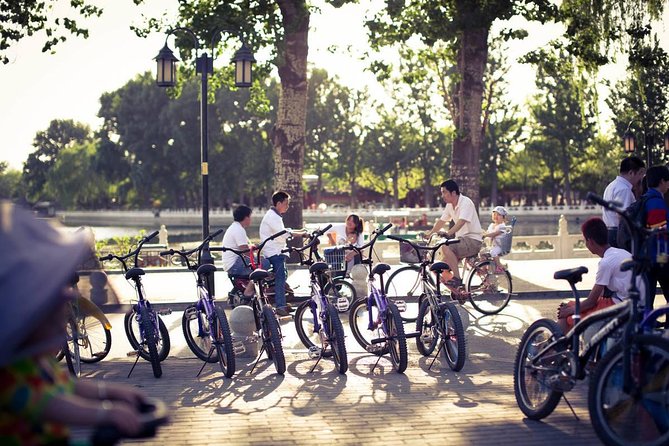 Beijing Private Tai Chi Class and Bike Tour at Houhai Lake - Tour Highlights