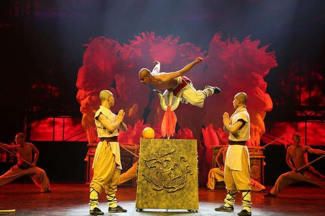 Beijing Private Tour Including Both Acrobatics And Kungfu Show - Itinerary Overview