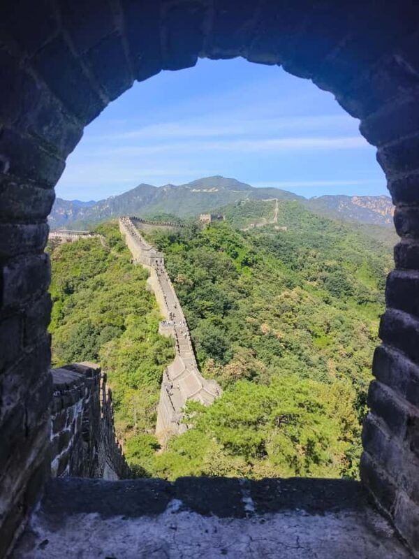 Beijing: Private Tour to Mutianyu Great Wall and Ming Tombs - Discovering the Mutianyu Great Wall: A Scenic Marvel