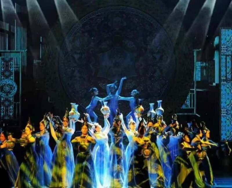 Beijing: Red Theatre Acrobatic Show Ticket with Transfers - An In-Depth Look at the Experience