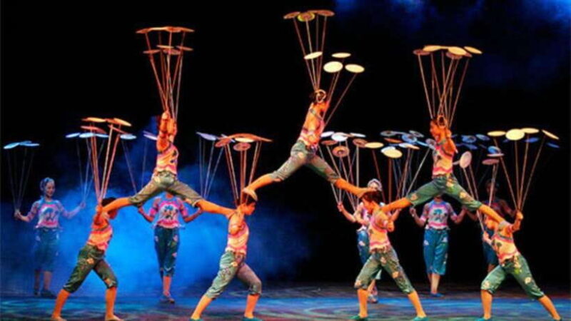 Beijing: Red Theatre Acrobatics Show Ticket-Local Must-See - Good To Know