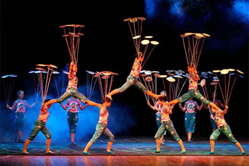 Beijing: Red Theatre Acrobatics show viewing Chinese culture - An In-Depth Look at the Red Theatre Acrobatics Show