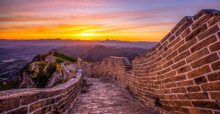 Beijing: Simatai&Gubei Water Town Day/Sunset Private Tour - Activity Description