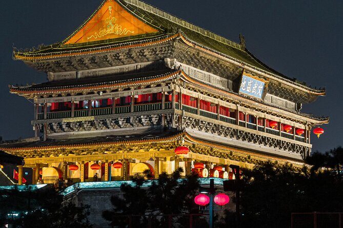Beijing to Xi'an: Full-Day Private Tour with Roundtrip Flight - Vibrant Experience in the Muslim Quarter