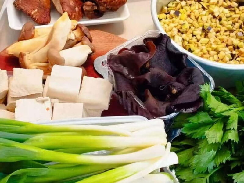 Beijing: Vegan Home Cooking & Local Market Tour with Sanxia - Practical Tips & Insights