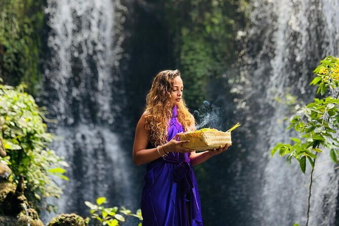 Beji Griya Waterfall Bali Spritual Holy Bath Experience - Discovering the Beji Griya Waterfall Experience
