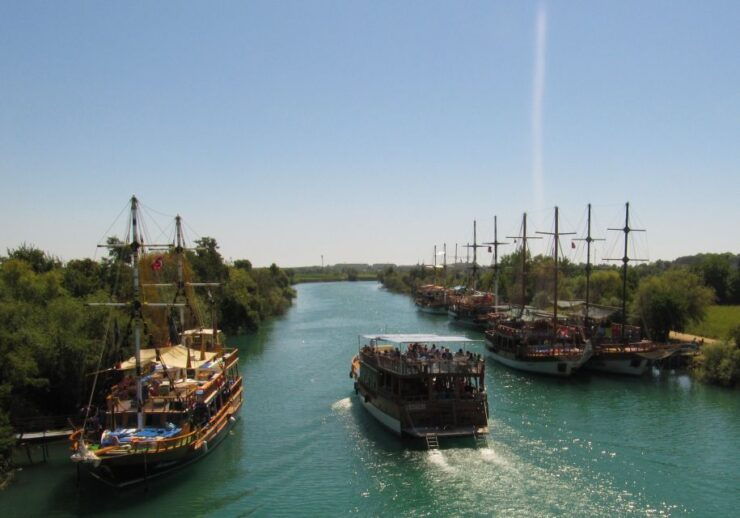 Belek: Manavgat River Cruise and Grand Bazaar Tour - Tour Overview